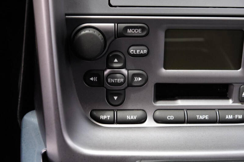 2003 Aston Martin V12 Vanquish