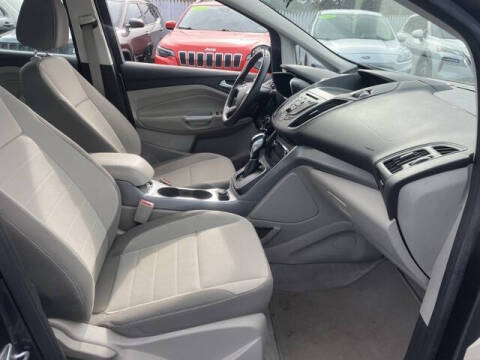 2014 Ford C-MAX Hybrid SE