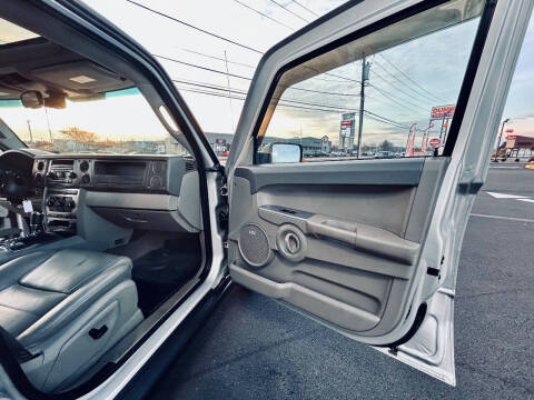 2007 Jeep Commander Sport