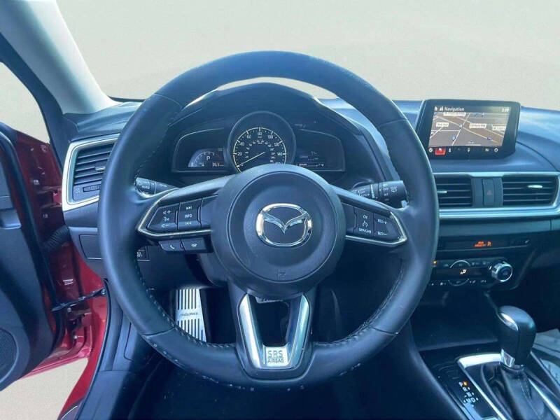 2018 Mazda MAZDA3 Touring