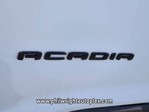 2023 GMC Acadia SLT