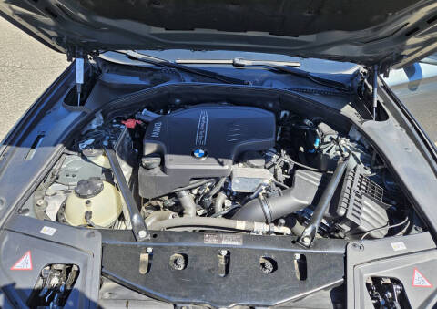2012 BMW 5 Series 528i