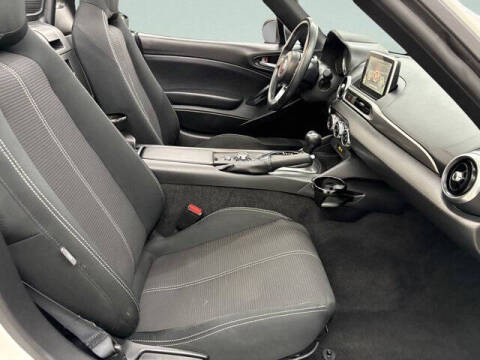 2018 FIAT 124 Spider Classica