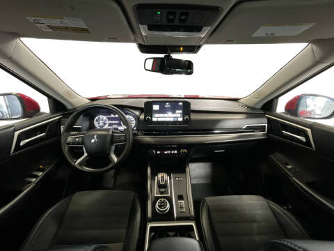 2023 Mitsubishi Outlander PHEV