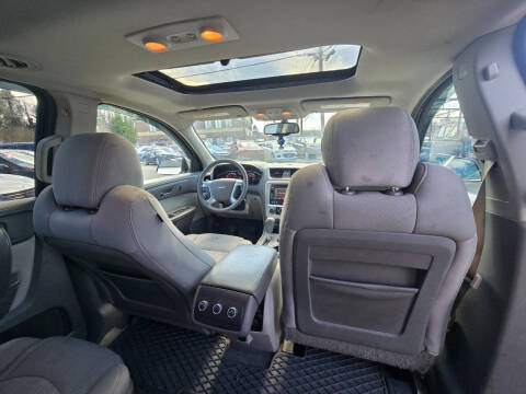 2015 GMC Acadia SLE-2