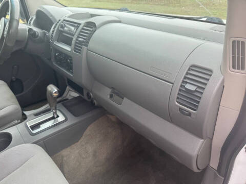2006 Nissan Frontier XE
