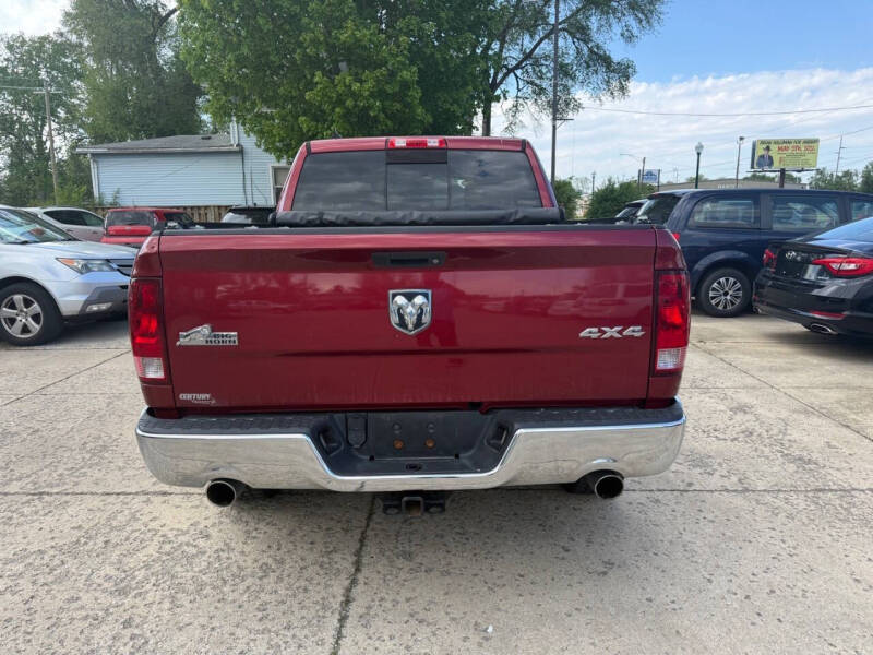2013 RAM 1500 SLT
