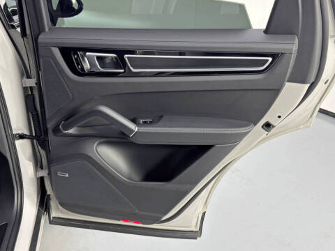 2021 Porsche Cayenne GTS