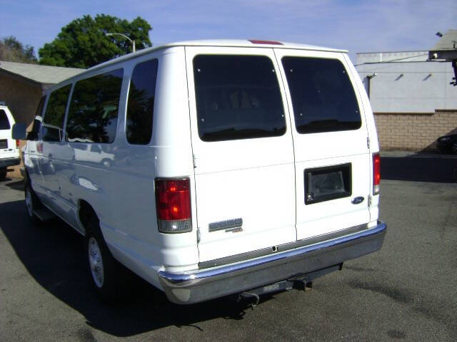 2007 Ford E-Series E-350 SD XLT