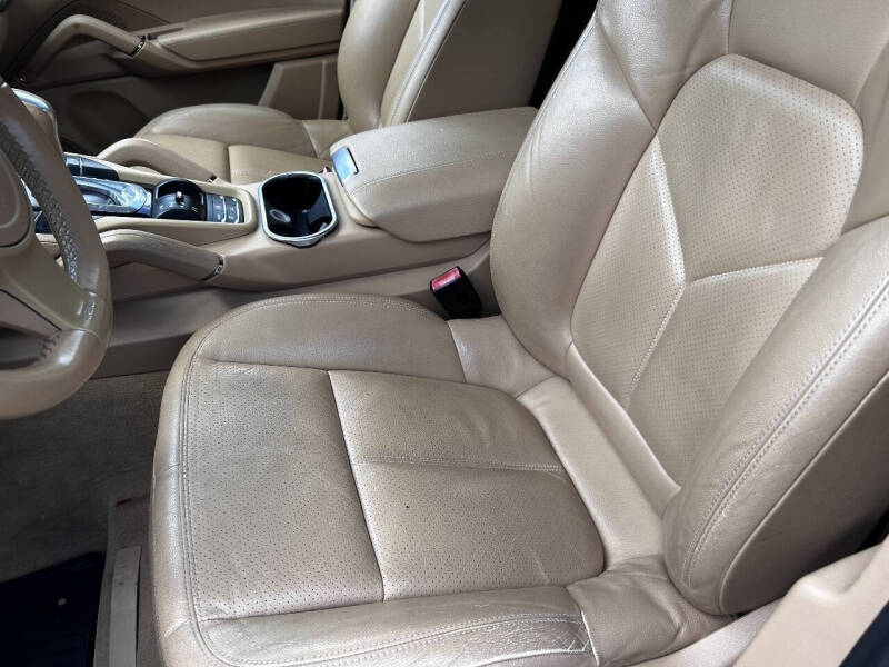 2013 Porsche Cayenne