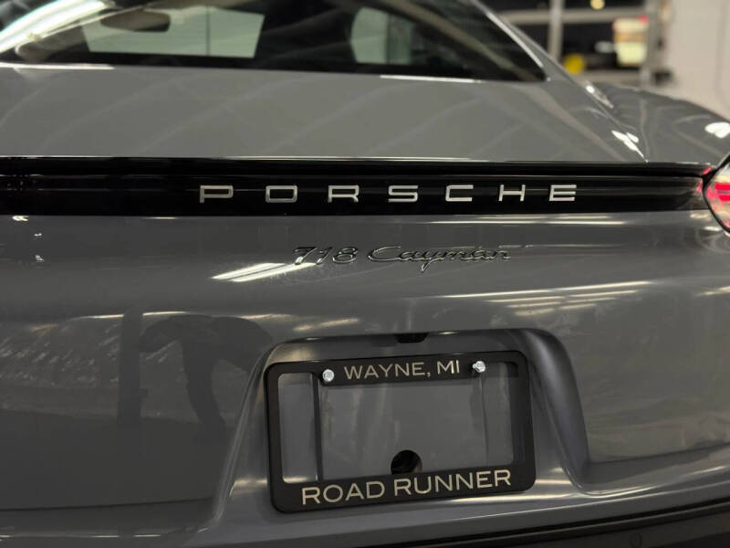 2024 Porsche 718 Cayman