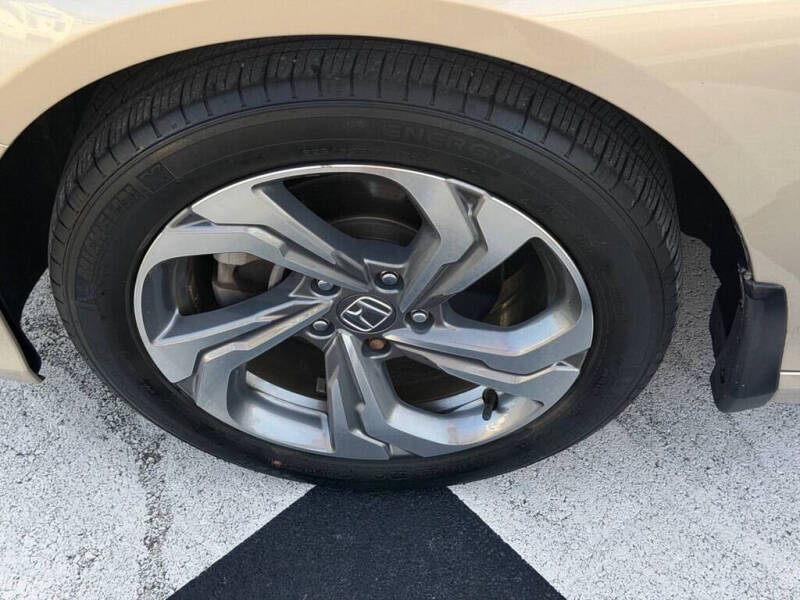 2019 Honda Accord EX