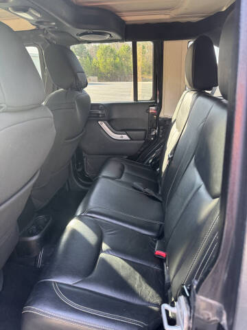 2013 Jeep Wrangler Unlimited Sahara