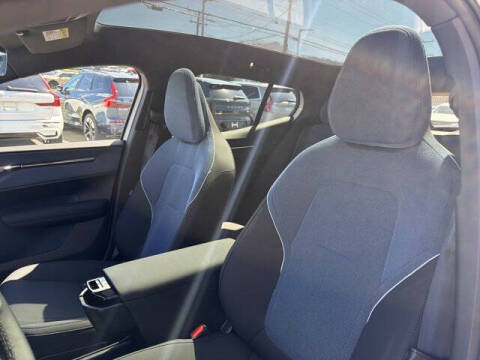 2026 Volvo EX30 Twin Plus
