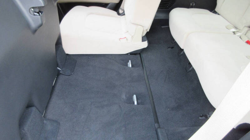 2017 Nissan Armada SV