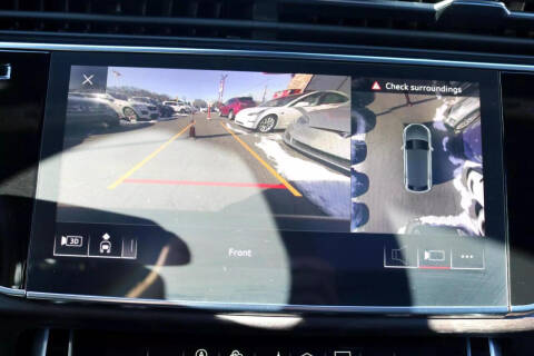 2020 Audi Q8 quattro Premium Plus 55 TFSI