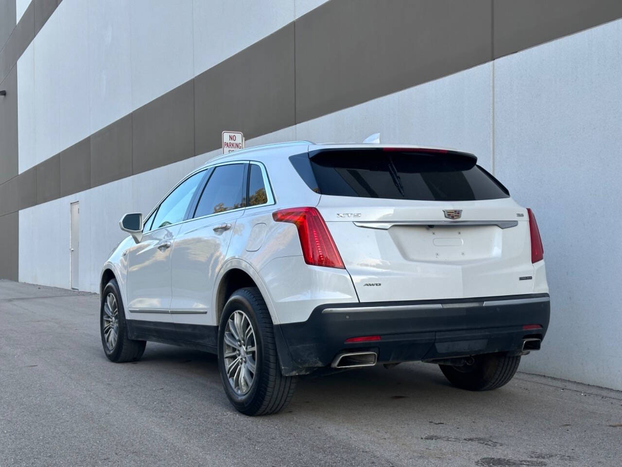 2019 Cadillac XT5 for sale at Phoenix Motor Co in Romulus, MI