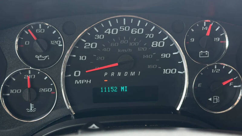 2025 Chevrolet Express 2500