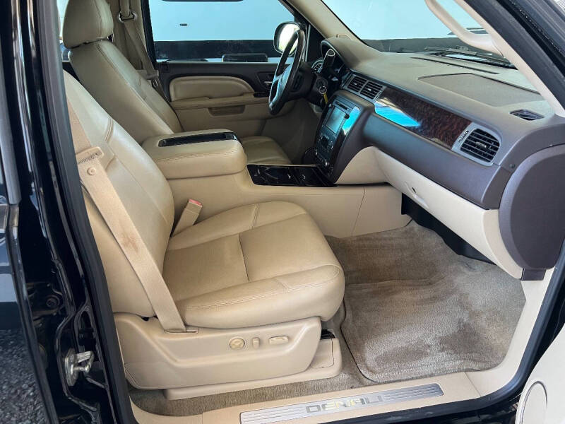 2012 GMC Yukon Denali