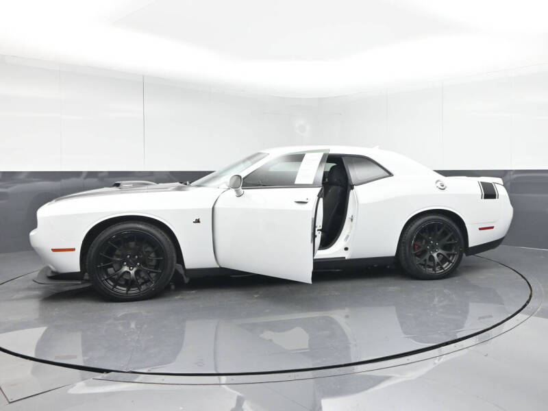 2017 Dodge Challenger R/T Plus