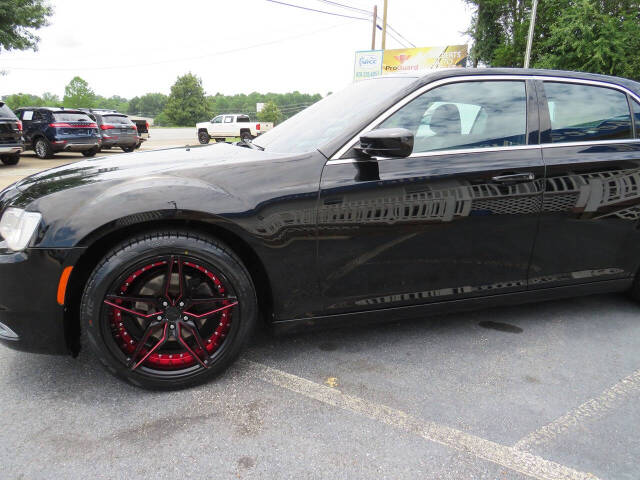 2016 Chrysler 300 for sale at Colbert's Auto Outlet in Hickory, NC