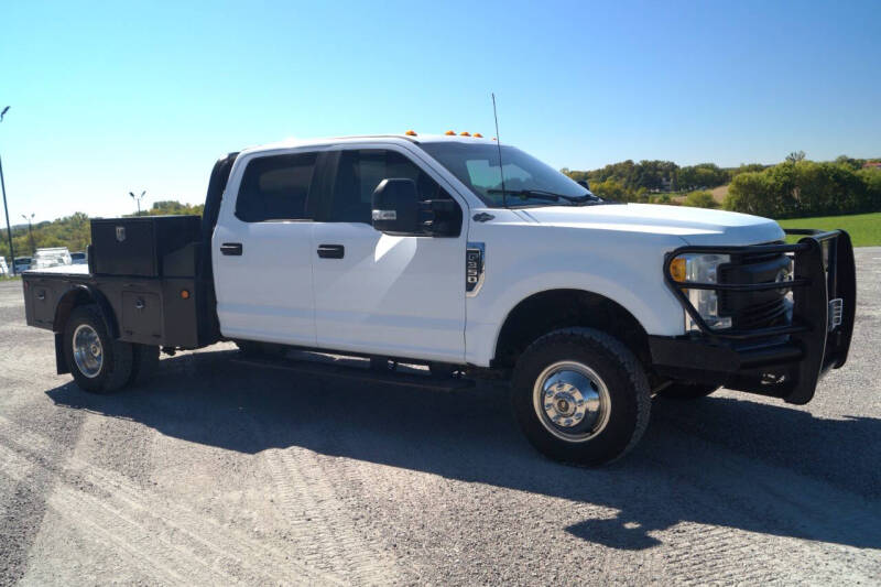2017 Ford F-350 Super Duty for sale at KA Commercial Trucks, LLC in Dassel MN