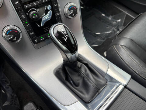 2017 Volvo S60 T5 Dynamic