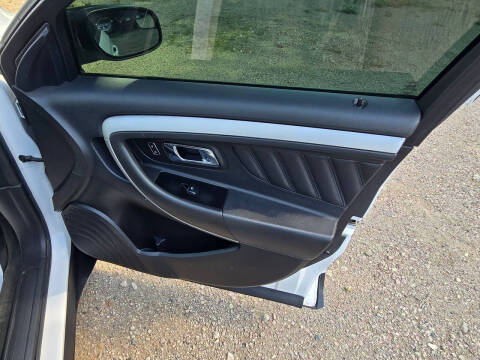 2016 Ford Taurus SEL