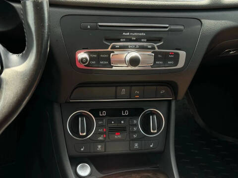 2016 Audi Q3 2.0T quattro Premium Plus