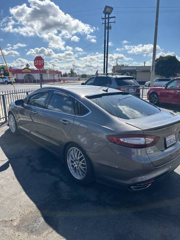 2014 Ford Fusion Titanium photo 4