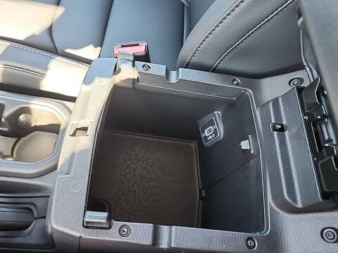 2025 Jeep Gladiator High Tide