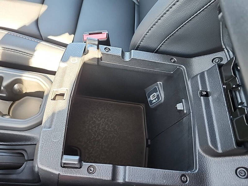 2025 Jeep Gladiator High Tide