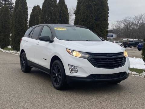 2020 Chevrolet Equinox for sale at Betten Baker Preowned Center in Twin Lake MI