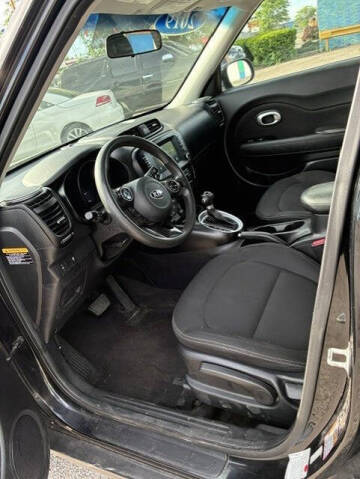 2019 Kia Soul +