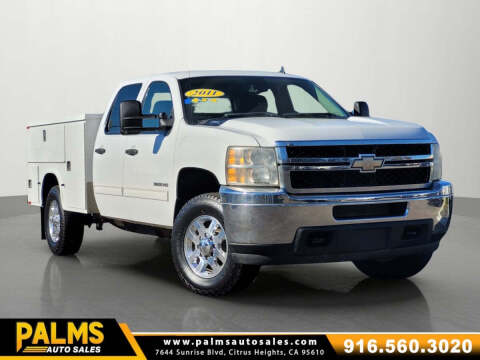 2011 Chevrolet Silverado 3500HD CC