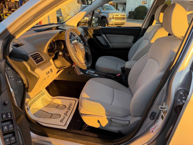 2016 Subaru Forester 2.5i