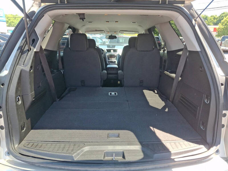 2015 GMC Acadia SLE-2