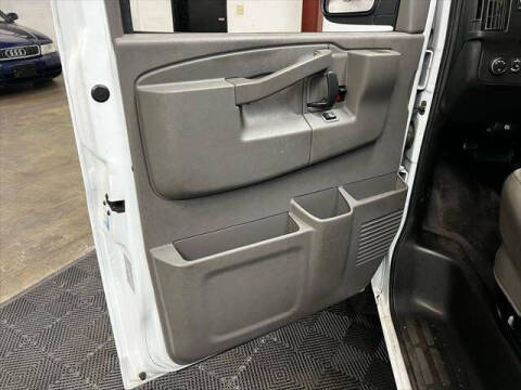 2017 Chevrolet Express 2500