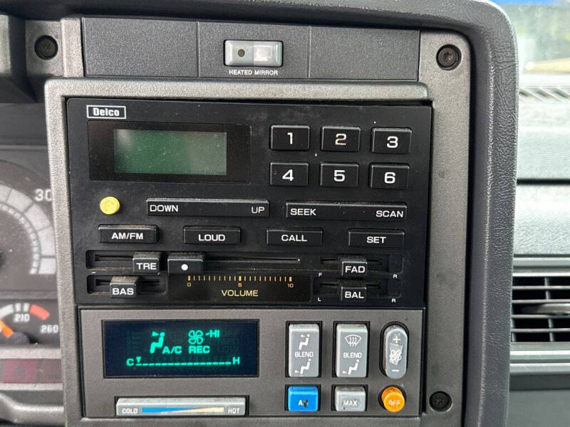 2000 Chevrolet C7500