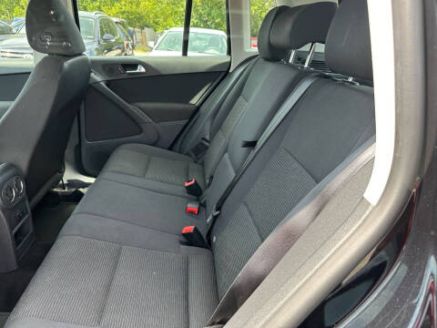 2013 Volkswagen Tiguan S 4Motion