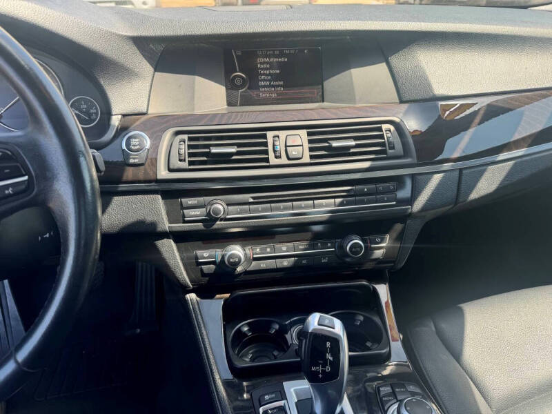 2013 BMW 5 Series 528i