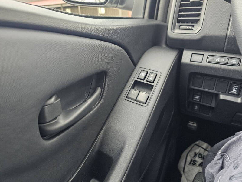 2024 Nissan Frontier