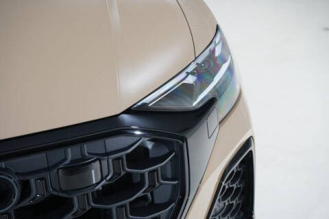 2024 Audi SQ8 4.0T quattro Premium Plus