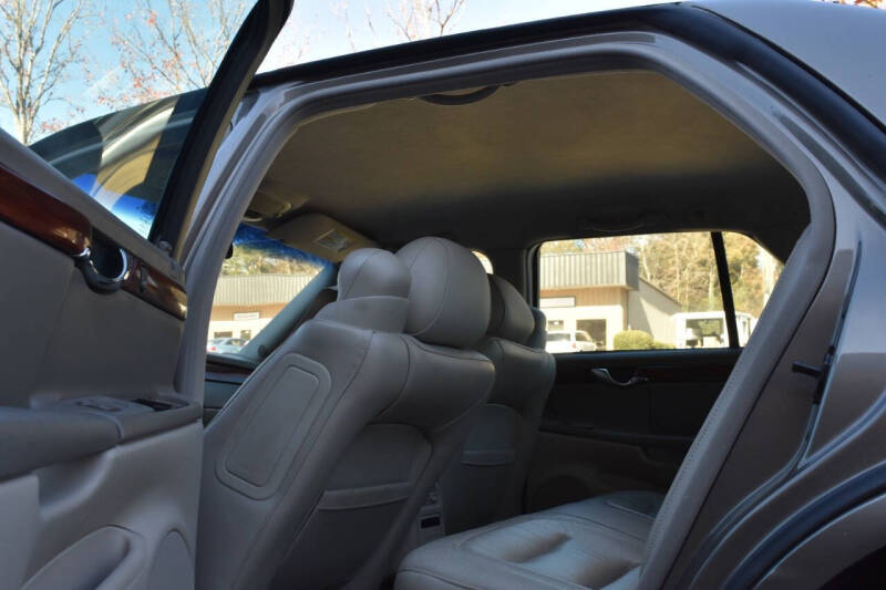 2003 Cadillac DeVille