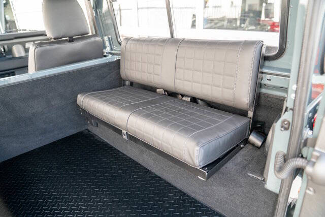 1995 Land Rover Defender 38