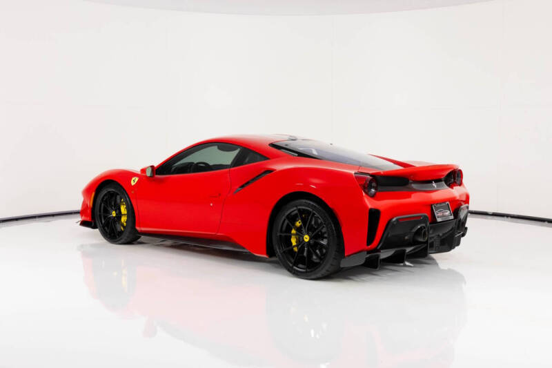 2019 Ferrari 488 Pista
