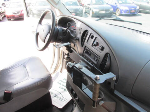 2006 Ford E-Series E-350 SD