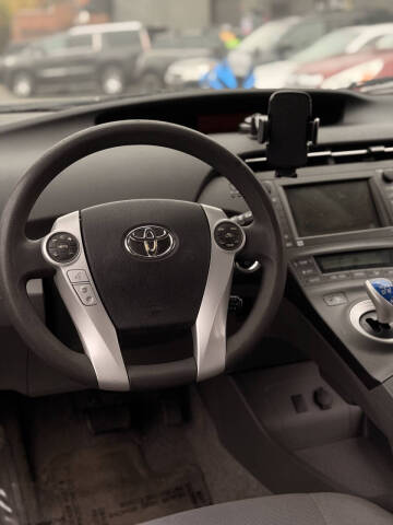 2010 Toyota Prius II