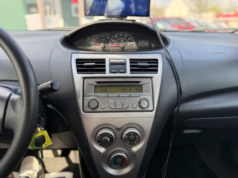 2012 Toyota Yaris Fleet