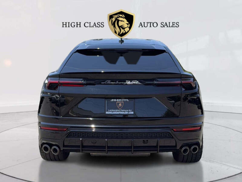 2021 Lamborghini Urus